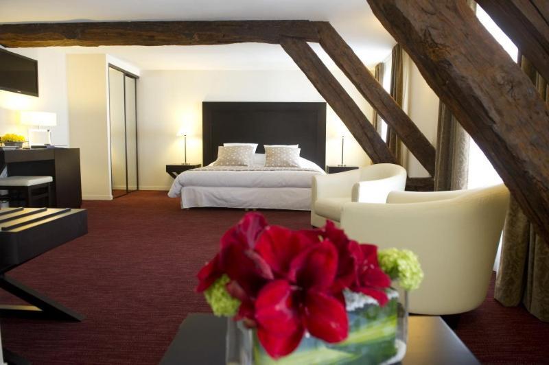 Hotel Burgevin Sully-sur-Loire Habitación foto